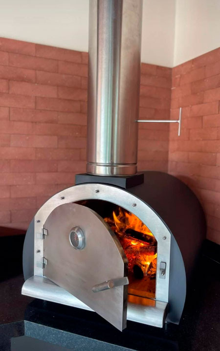Forno-de-pizza-a-lenha